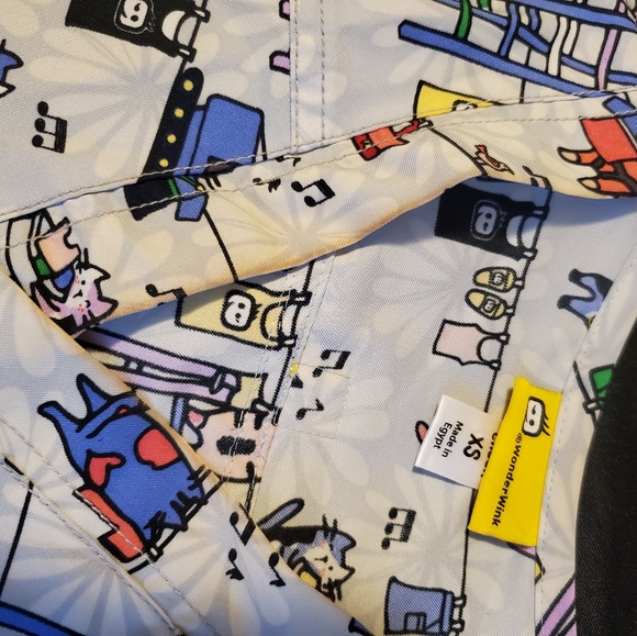 Scrub top - Picture 2 of 2